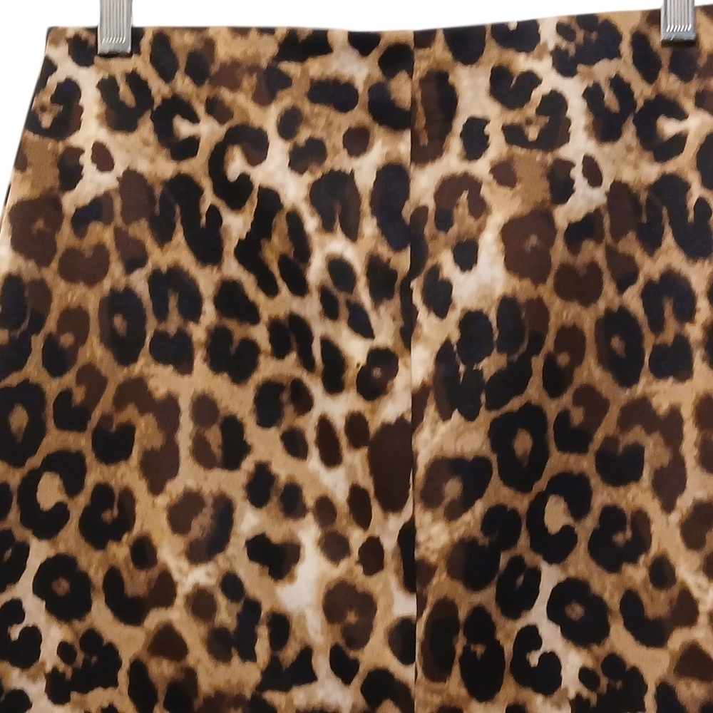 Betsy Johnson -NWOT Leopard Print Skirt, Elastic Waist 30"W, 23" L, 36"H - Picture 8 of 10
